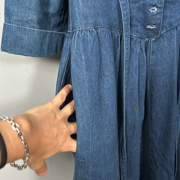 Vintage Soft Blue Denim Button Down Front V-neck drop basque waist belted - Picture 12 of 14